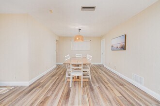 1432 Suwanee Rd in Daytona Beach, FL - Building Photo - Building Photo