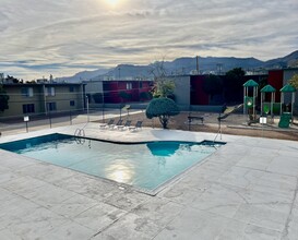 Trinity Place Apartments in El Paso, TX - Building Photo - Building Photo