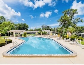7569 Heather Walk Dr in Weeki Wachee, FL - Building Photo - Building Photo