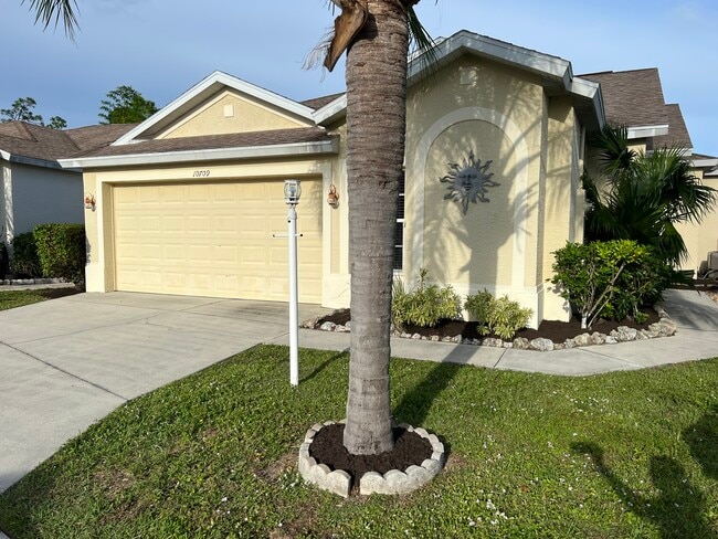 property at 10709 Pearl Bay Cir