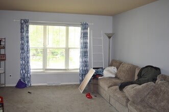 8917 Snowberry Ln in Verona, WI - Foto de edificio - Building Photo