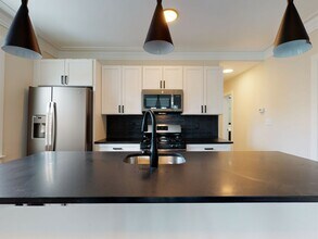 839 Parker St in Boston, MA - Building Photo - Building Photo