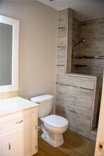 18 S 41st St in McAllen, TX - Building Photo - Building Photo