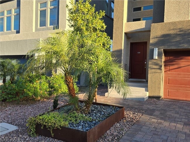 8083 Haywood Estate Ave in Las Vegas, NV - Building Photo - Building Photo