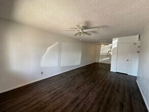 1933 Florence Ave in Kingman, AZ - Building Photo - Building Photo