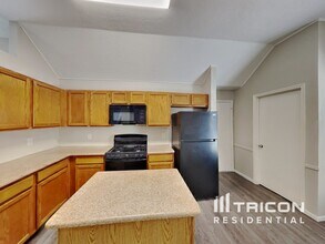 1919 Creston Dr in Spring, TX - Building Photo - Building Photo
