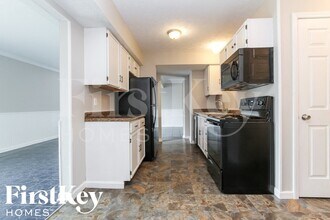 1921 S Werges Ave in Indianapolis, IN - Foto de edificio - Building Photo