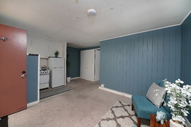 821 Kinau St in Honolulu, HI - Building Photo - Building Photo