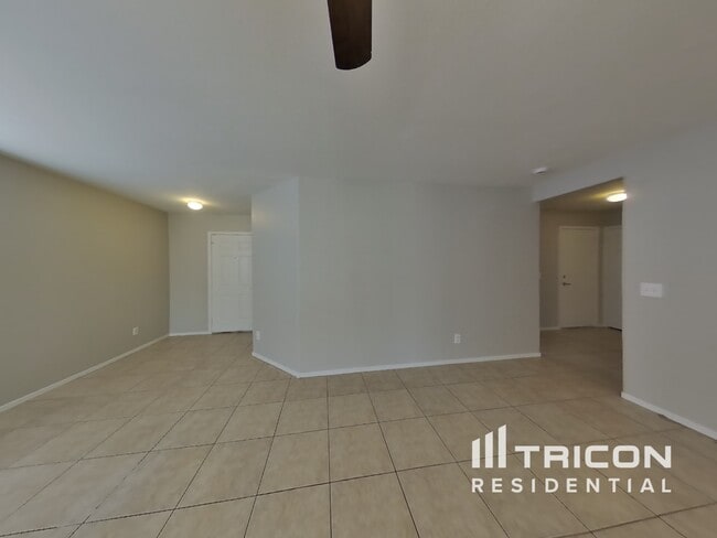 8318 E Peralta Ave in Mesa, AZ - Building Photo - Building Photo