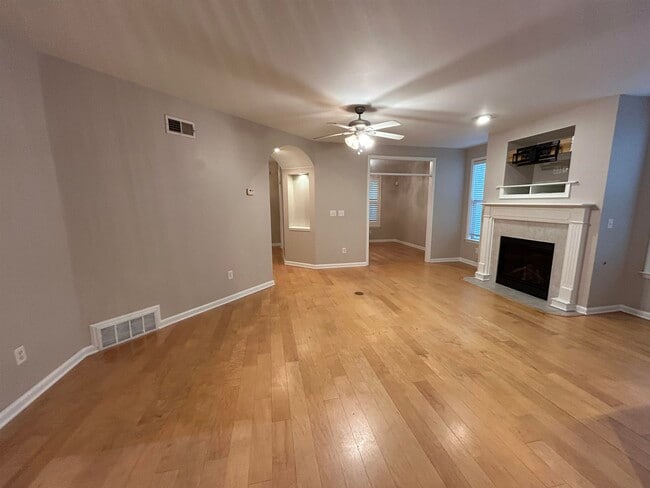 1390 Island Town Dr in Memphis, TN - Building Photo - Building Photo