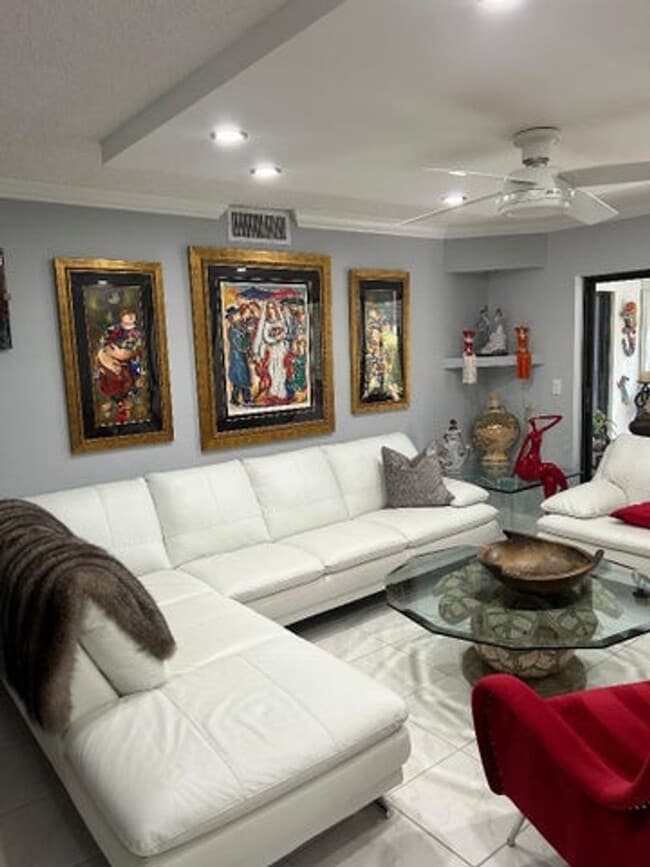 10271 N Circle Lake Dr in Boynton Beach, FL - Building Photo - Building Photo