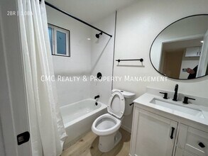 4419 N Bellflower Blvd, Unit 4419 B in Long Beach, CA - Building Photo - Building Photo