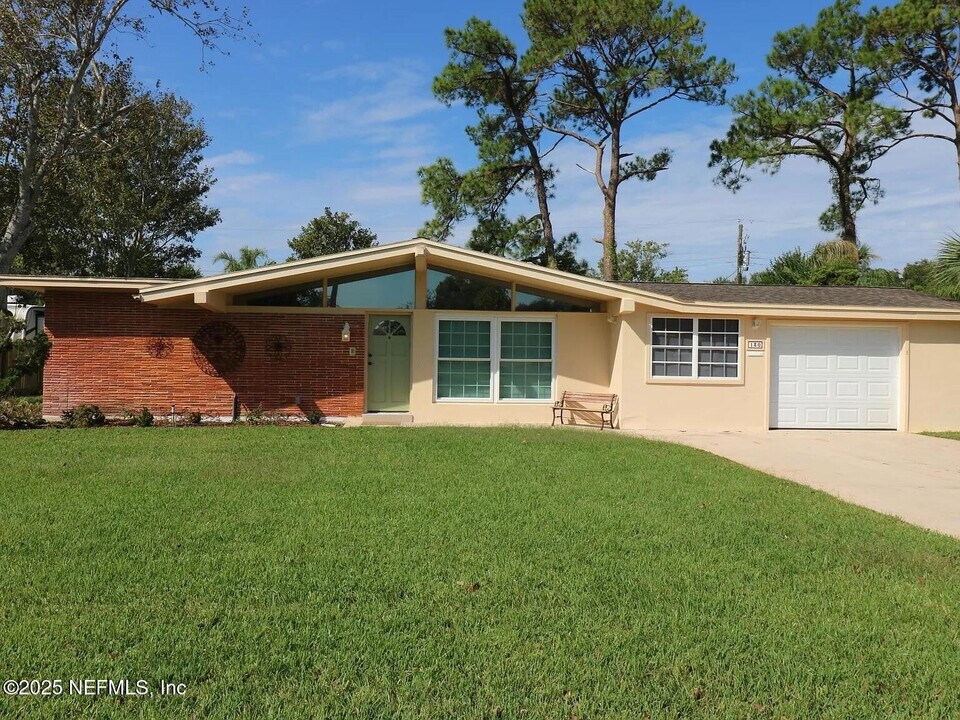 130 Southwind Cir in St. Augustine, FL - Building Photo