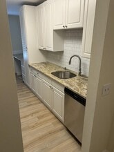 150 Pineview Rd in Jupiter, FL - Building Photo - Building Photo