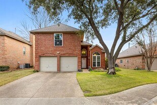4008 Sherry Ln in Addison, TX - Building Photo