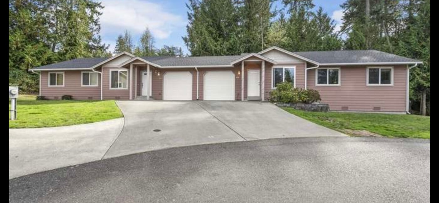 232 Poplar St in Port Orchard, WA - Foto de edificio