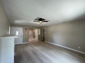 4106 Christie St in Corpus Christi, TX - Building Photo - Building Photo