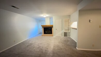 6378 S 80th E Ave in Tulsa, OK - Building Photo - Building Photo