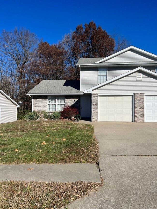property at 3913-3915-3915 Olympic Ct