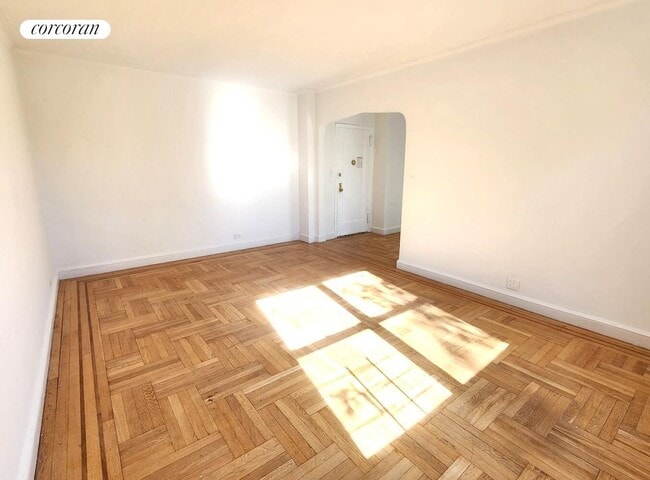 5400 Fieldston Rd in Bronx, NY - Foto de edificio - Building Photo