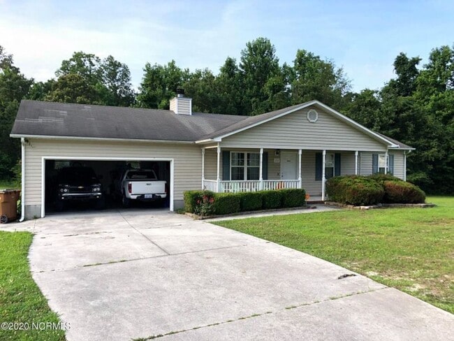 property at 216 Pekin St