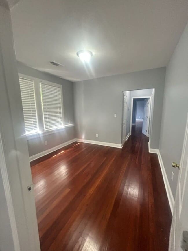 2616 Cambronne St in New Orleans, LA - Foto de edificio - Building Photo