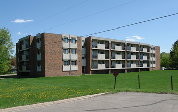 Nicollet South Apartments in Bloomington, MN - Building Photo - Building Photo