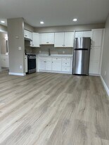 5821 W Lincoln Ave in Milwaukee, WI - Building Photo