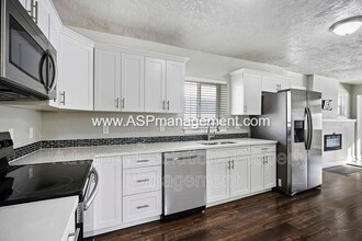 321 E Sherman Ave in Salt Lake City, UT - Building Photo - Building Photo