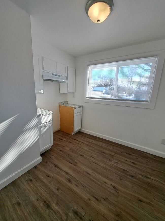 2251 Martin Ave in Dayton, OH - Building Photo - Building Photo