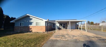 4003 Emma Ln in Yakima, WA - Building Photo