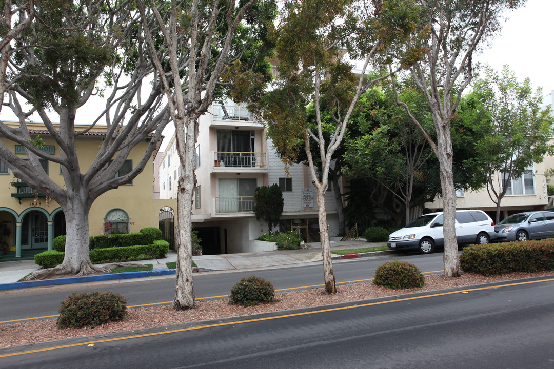 1032 2nd St in Santa Monica, CA - Building Photo