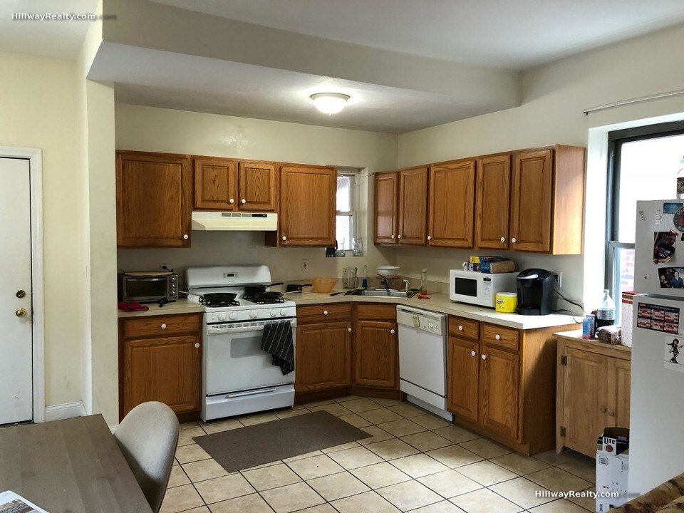 96 Calumet St, Unit 905 in Boston, MA - Foto de edificio