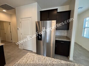 6952 W Star Garden Way in Tucson, AZ - Building Photo - Building Photo