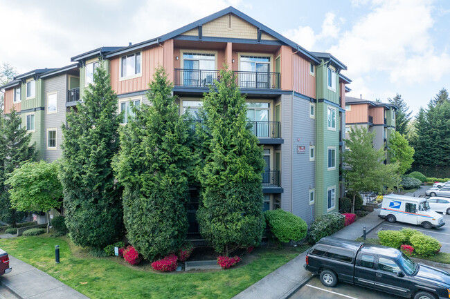 Verdeaux Condominiums in Bothell, WA - Building Photo - Building Photo