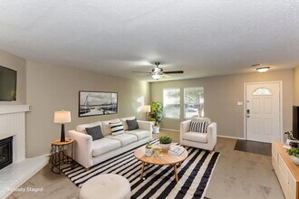 947 Medina Dr in Arlington, TX - Building Photo - Building Photo