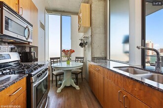 1720 S Michigan Ave in Chicago, IL - Building Photo - Building Photo