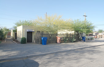 Spring Apartments in Tucson, AZ - Building Photo - Building Photo