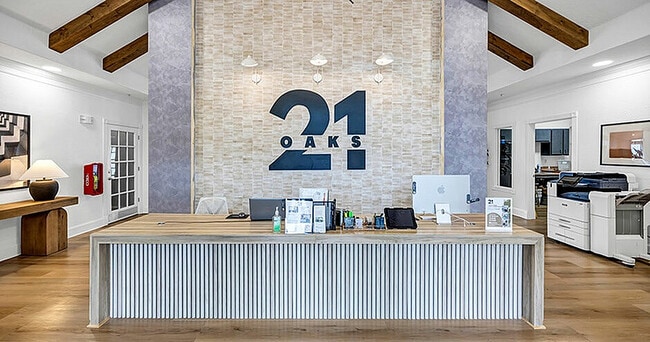 21 Oaks in Columbia, SC - Foto de edificio - Building Photo