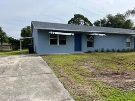 1625 Santos St SE in Palm Bay, FL - Building Photo