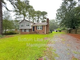 1714 Sue St in Monroe, NC - Building Photo