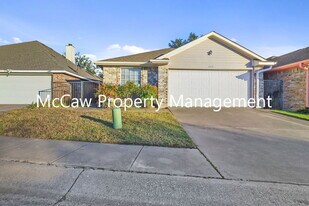 1214 Mission St in Duncanville, TX - Building Photo