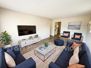 5048 Hardegan St in Indianapolis, IN - Building Photo - Building Photo