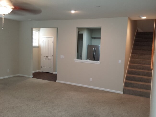 592 Mission De Oro Dr in Redding, CA - Building Photo - Building Photo