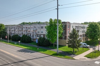 Heritage Bluff Apartments LLC in Faribault, MN - Foto de edificio - Building Photo