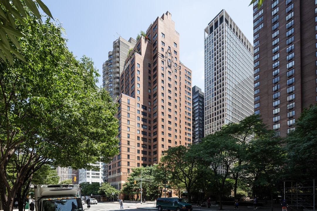 The Sofia in New York, NY - Foto de edificio
