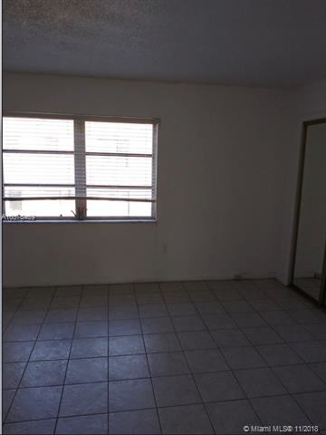 335 SW 20th St-Unit -7 in Fort Lauderdale, FL - Building Photo - Building Photo