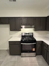 5937 Jackson Dr in Horn Lake, MS - Foto de edificio - Building Photo