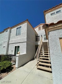 8452 Boseck Dr in Las Vegas, NV - Building Photo - Building Photo