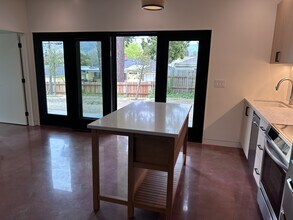 313 Del Mar Ct in San Luis Obispo, CA - Building Photo - Building Photo